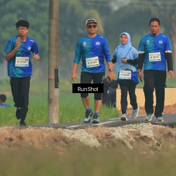 Runner Photo 5933229