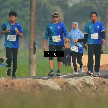 Runner Photo 5933232