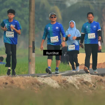 Runner Photo 5933234