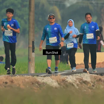 Runner Photo 5933236