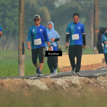 Runner Photo 5933255