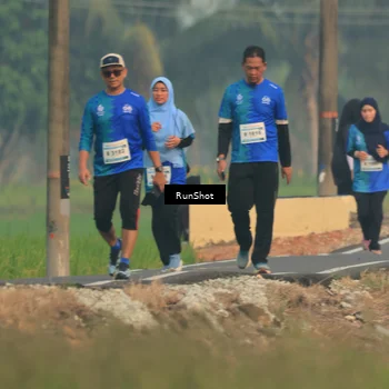 Runner Photo 5933256