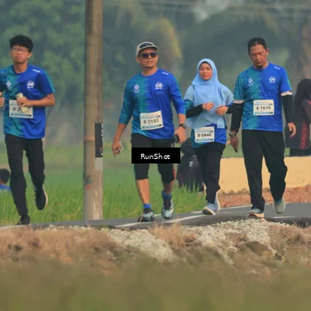 Runner Photo 5933257