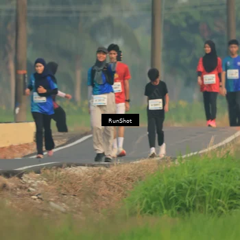 Runner Photo 5933265