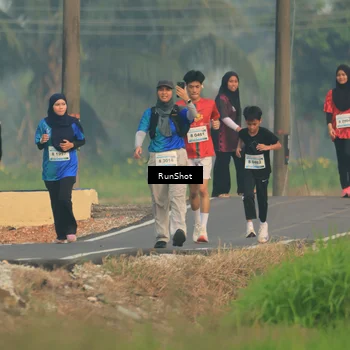 Runner Photo 5933267