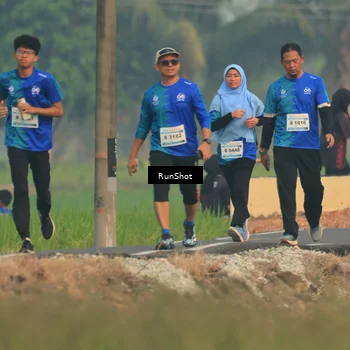 Runner Photo 5933268