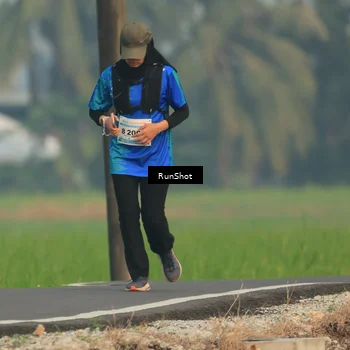 Runner Photo 5933300