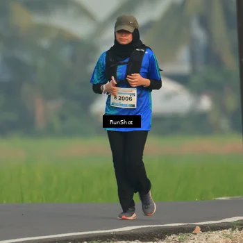 Runner Photo 5933319