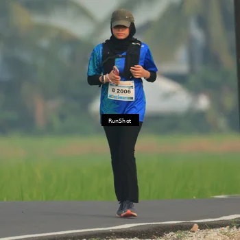 Runner Photo 5933322