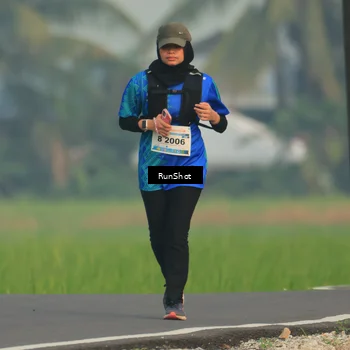 Runner Photo 5933325