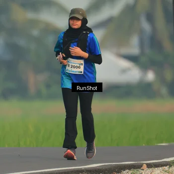Runner Photo 5933340