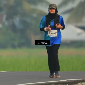 Runner Photo 5933342