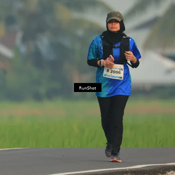 Runner Photo 5933347