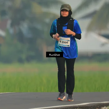 Runner Photo 5933354