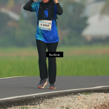 Runner Photo 5933371