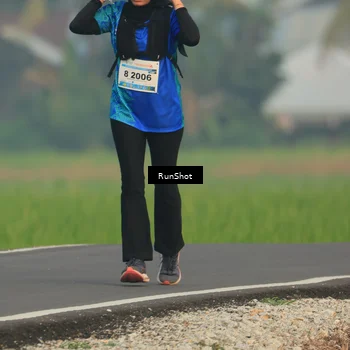 Runner Photo 5933373