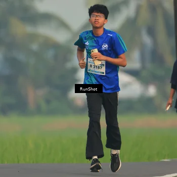 Runner Photo 5933379