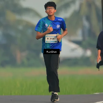 Runner Photo 5933389