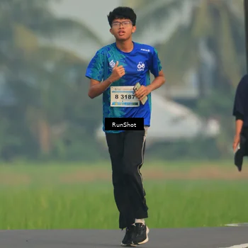 Runner Photo 5933390