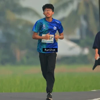 Runner Photo 5933394