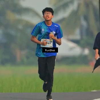 Runner Photo 5933397