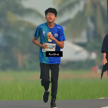 Runner Photo 5933398