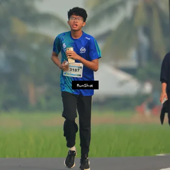 Runner Photo 5933400