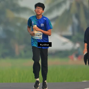 Runner Photo 5933401