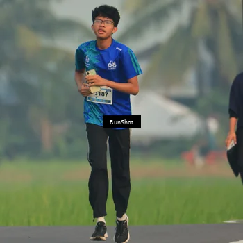 Runner Photo 5933402