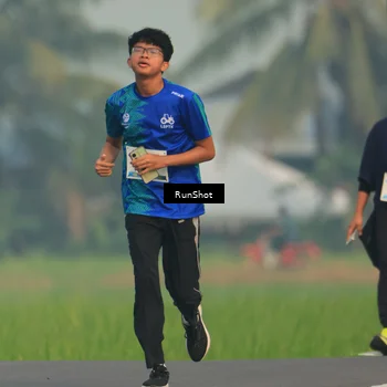 Runner Photo 5933405