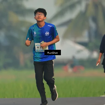 Runner Photo 5933406