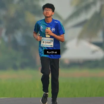 Runner Photo 5933422