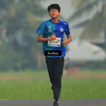 Runner Photo 5933443