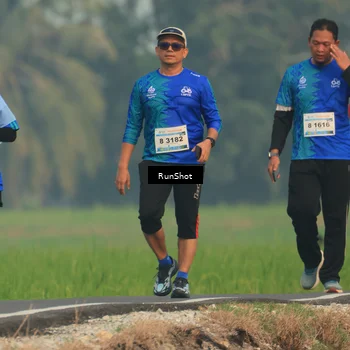 Runner Photo 5933485