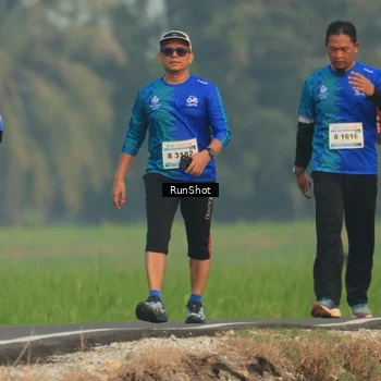 Runner Photo 5933490