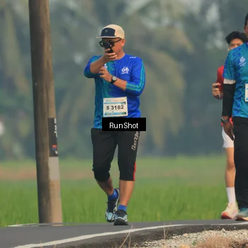 Runner Photo 5933500