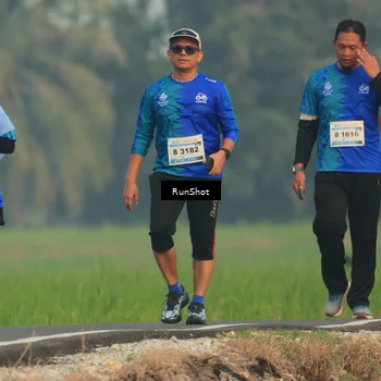 Runner Photo 5933503