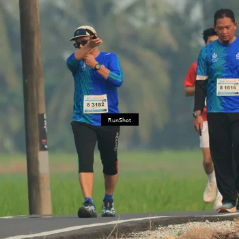 Runner Photo 5933511
