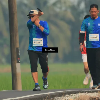 Runner Photo 5933513