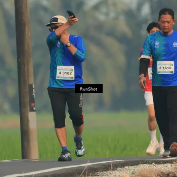 Runner Photo 5933516