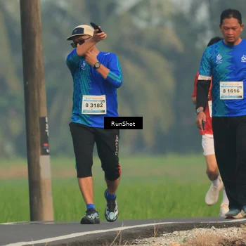 Runner Photo 5933528