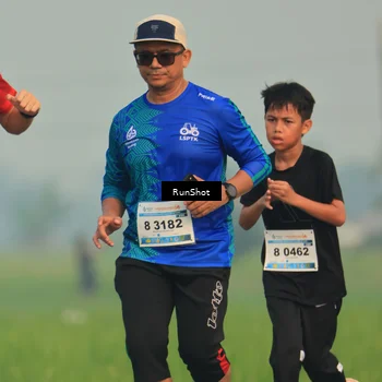 Runner Photo 5933606