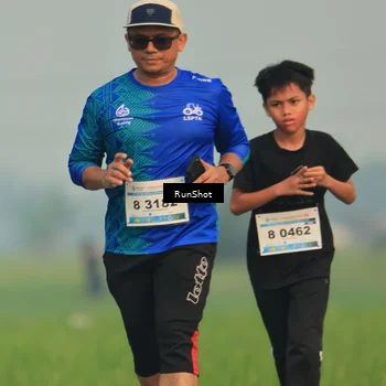 Runner Photo 5933610