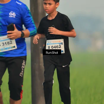 Runner Photo 5933683