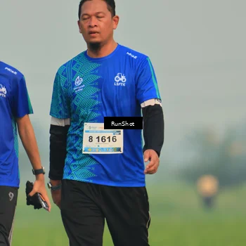 Runner Photo 5933710