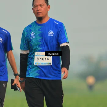Runner Photo 5933711