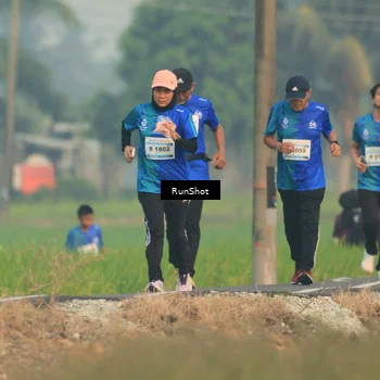 Runner Photo 5933973