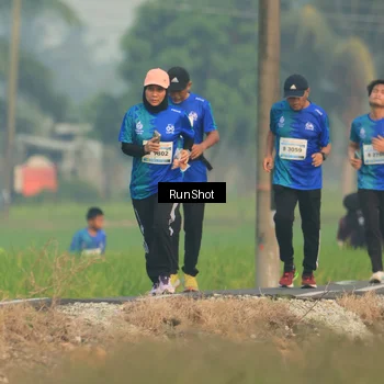 Runner Photo 5933980