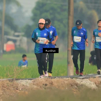 Runner Photo 5933982