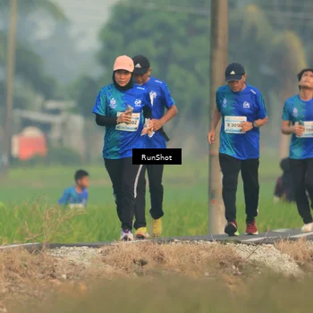 Runner Photo 5933983